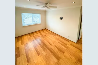 675 Grove Terrace #208, Elk Grove Village, IL 60007 - Photo 13