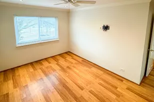 675 Grove Terrace, Elk Grove Village, IL 60007 - Photo 13