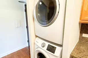 675 Grove Terrace, Elk Grove Village, IL 60007 - Photo 7