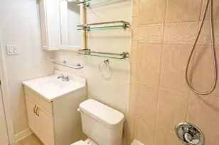 675 Grove Terrace, Elk Grove Village, IL 60007 - Photo 15