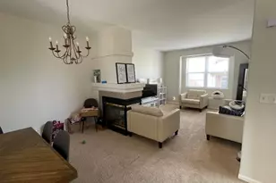 1040 N Claremont Dr, Palatine, IL 60074 - Photo 5