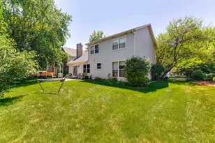 2238 Gleneagles Dr, Naperville, IL 60565 - Photo 35