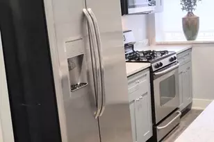 6210 S Eberhart Ave, Chicago, IL 60637 - Photo 5