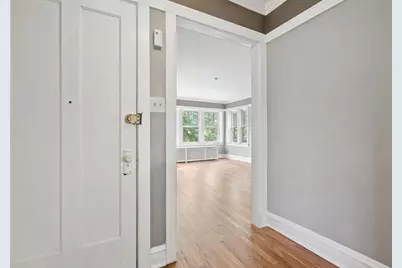 [Address not provided], Chicago, IL 60645 - Photo 7