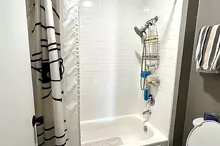 1912 Prairie Square, Schaumburg, IL 60173 - Photo 9