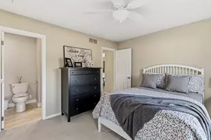 12 Thornwood Ct, Moline, IL 61265 - Photo 15