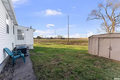3221 66th Avenue, Moline, IL 61265 - Photo 3
