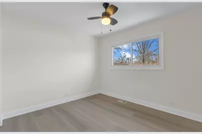 426 S Cedarcrest Drive, Schaumburg, IL 60193 - Photo 31