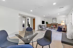 426 S Cedarcrest Dr, Schaumburg, IL 60193 - Photo 15