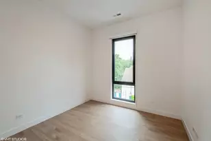 4806 N Magnolia Ave, Chicago, IL 60640 - Photo 7