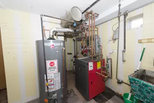 2529 N 75th Ct, Elmwood Park, IL 60707 - Photo 33