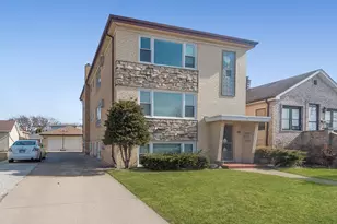 2529 N 75th Ct, Elmwood Park, IL 60707 - Photo 1