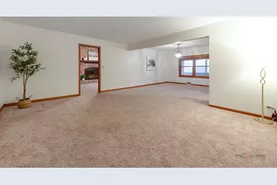 26585 N Pheasant Court, Wauconda, IL 60084 - Photo 3