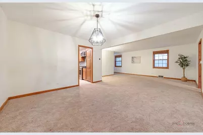 26585 N Pheasant Court, Wauconda, IL 60084 - Photo 9