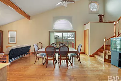 911 Elmdale Road, Glenview, IL 60025 - Photo 9