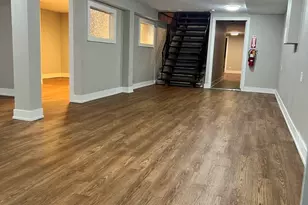 3909 Howard St, Skokie, IL 60076 - Photo 13