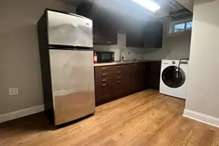 3909 Howard St, Skokie, IL 60076 - Photo 17