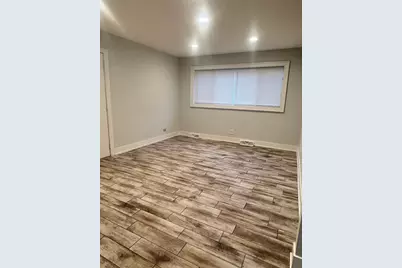 3909 Howard Street #101, Skokie, IL 60076 - Photo 7