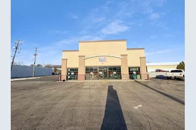 909 Front Street, McHenry, IL 60050 - Photo 1