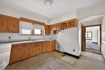 [Address not provided], Chicago, IL 60628 - Photo 5