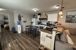 38455 N Sheridan Rd, Beach Park, IL 60087 - Photo 5