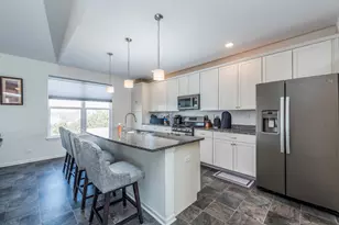 2214 Truman Trail, McHenry, IL 60051 - Photo 5