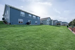 2214 Truman Trail, McHenry, IL 60051 - Photo 33