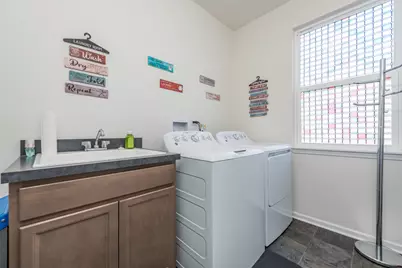 2214 Truman Trail, McHenry, IL 60051 - Photo 25