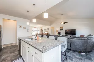 2214 Truman Trail, McHenry, IL 60051 - Photo 3