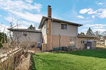 10513 Sun Valley Court, Palos Hills, IL 60465 - Photo 17