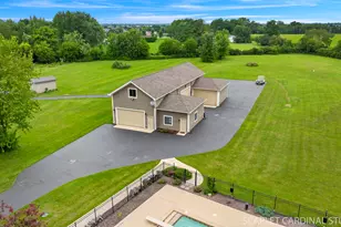 59 Burkhart Dr, Oswego, IL 60543 - Photo 3