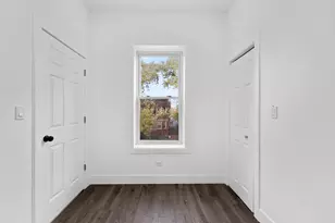 1421 E 69th Pl, Chicago, IL 60637 - Photo 9