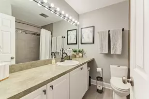 6010 Oakwood Dr, Lisle, IL 60532 - Photo 17