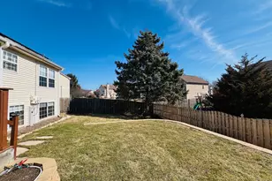 765 Village Rd, Crystal Lake, IL 60014 - Photo 29