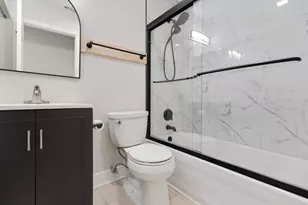 3 N Victoria Ln, Streamwood, IL 60107 - Photo 11