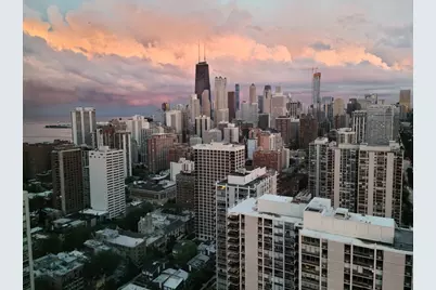 1560 N Sandburg Terrace #4301-4303, Chicago, IL 60610 - Photo 37