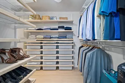 1560 N Sandburg Terrace #4301-4303, Chicago, IL 60610 - Photo 21