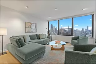 1560 N Sandburg Terrace, Chicago, IL 60610 - Photo 7