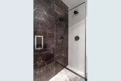 1560 N Sandburg Terrace #4301-4303, Chicago, IL 60610 - Photo 23