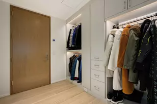 180 E Pearson St, Chicago, IL 60611 - Photo 21