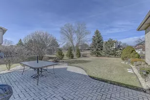 8502 Meadows Edge Trail, Tinley Park, IL 60487 - Photo 5