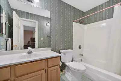 25651 W Illinois Route 60 Highway, Grayslake, IL 60030 - Photo 21