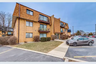 4925 W 109th Street #101, Oak Lawn, IL 60453 - Photo 3