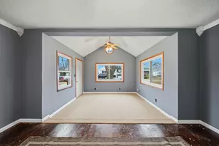 513 1st Ave, Dixon, IL 61021 - Photo 9