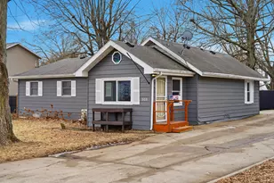 513 1st Ave, Dixon, IL 61021 - Photo 1