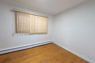 1502 W Hollywood Ave, Chicago, IL 60660 - Photo 7