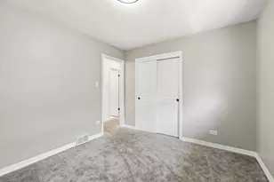 11531 S Kolmar Ave, Alsip, IL 60803 - Photo 11