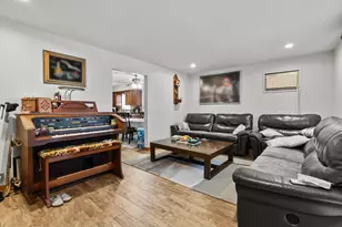 6610 N Northwest Hwy, Chicago, IL 60631 - Photo 5