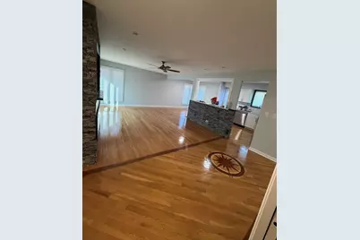 8901 Octavia Avenue, Morton Grove, IL 60053 - Photo 5