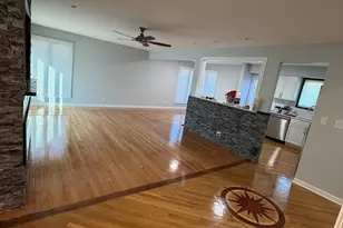 8901 Octavia Ave, Morton Grove, IL 60053 - Photo 5